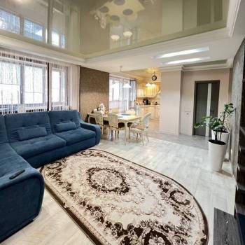 Продается Многокомнатная квартира, 114,9 м²