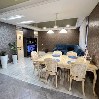 Продается Многокомнатная квартира, 114,9 м²