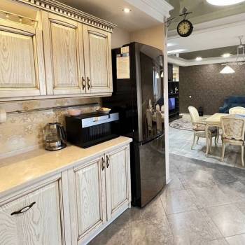 Продается Многокомнатная квартира, 114,9 м²