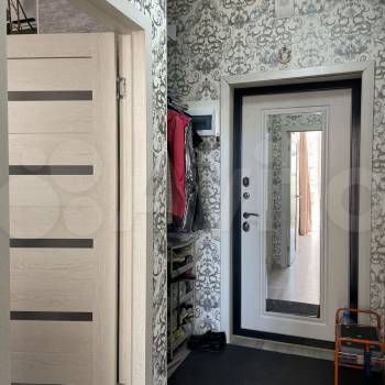 Продается 1-комнатная квартира, 36 м²