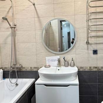 Сдается 1-комнатная квартира, 50 м²