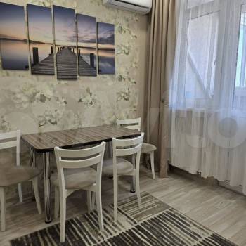 Сдается 1-комнатная квартира, 47 м²