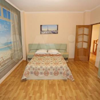 Сдается Дом, 200 м²