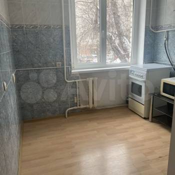 Продается Многокомнатная квартира, 61,3 м²