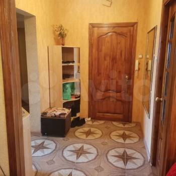 Продается Многокомнатная квартира, 90,4 м²