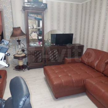 Продается Многокомнатная квартира, 74 м²