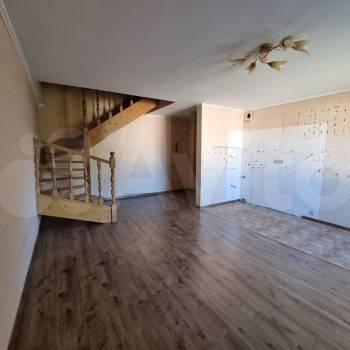 Продается Многокомнатная квартира, 109 м²