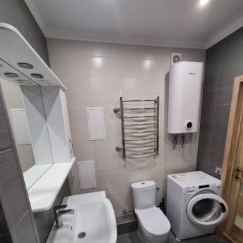 Продается 1-комнатная квартира, 45,7 м²