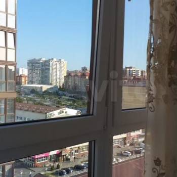 Продается 1-комнатная квартира, 44 м²