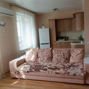 Продается 1-комнатная квартира, 37 м²