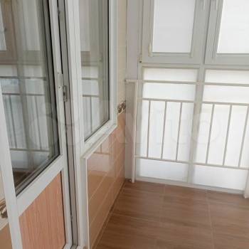 Продается 1-комнатная квартира, 37 м²