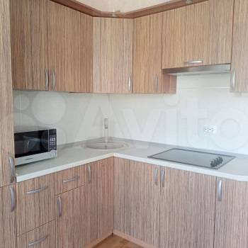 Продается 1-комнатная квартира, 37 м²