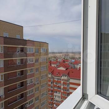 Продается 1-комнатная квартира, 37 м²