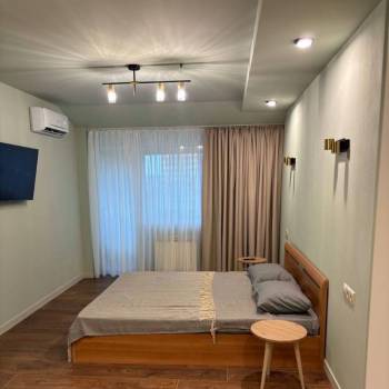 Сдается Многокомнатная квартира, 240 м²