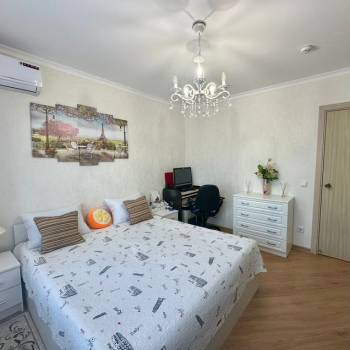 Продается 2-х комнатная квартира, 65 м²