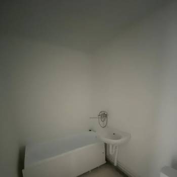 Продается 1-комнатная квартира, 38 м²