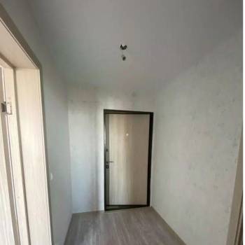 Продается 1-комнатная квартира, 38 м²