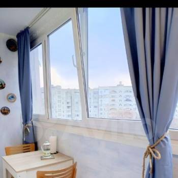 Сдается 1-комнатная квартира, 55 м²