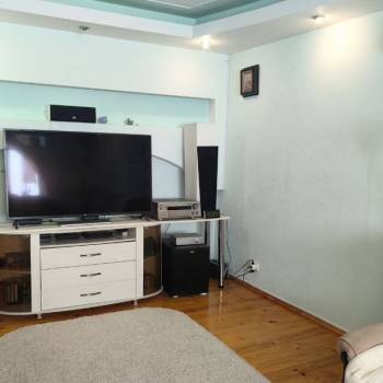 Продается 2-х комнатная квартира, 57 м²