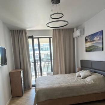 Сдается 1-комнатная квартира, 52 м²