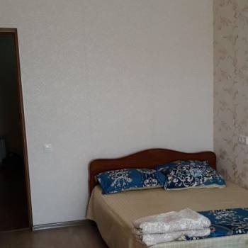 Продается 1-комнатная квартира, 42 м²