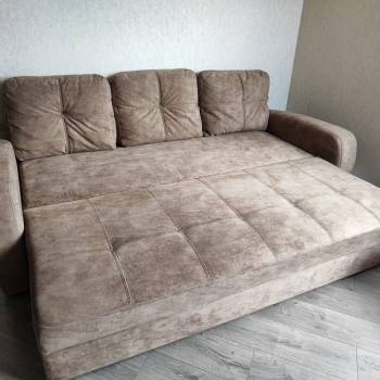 Продается 1-комнатная квартира, 42 м²