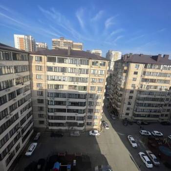 Продается 1-комнатная квартира, 48 м²