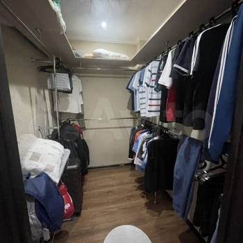 Продается 1-комнатная квартира, 48 м²