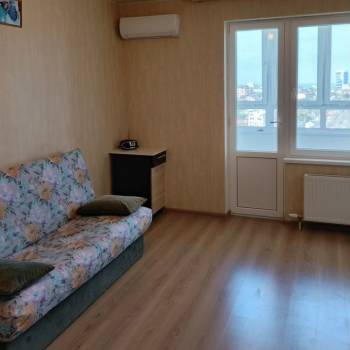 Продается 1-комнатная квартира, 32 м²