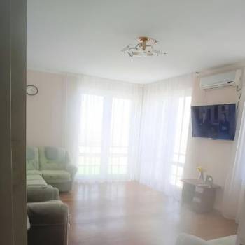 Сдается 2-х комнатная квартира, 65 м²