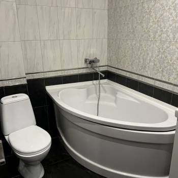 Продается 1-комнатная квартира, 40,6 м²