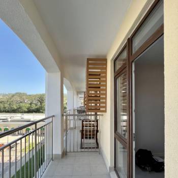 Продается 1-комнатная квартира, 18,4 м²