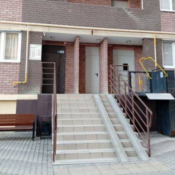 Продается 1-комнатная квартира, 47,6 м²