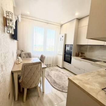Продается 2-х комнатная квартира, 56 м²
