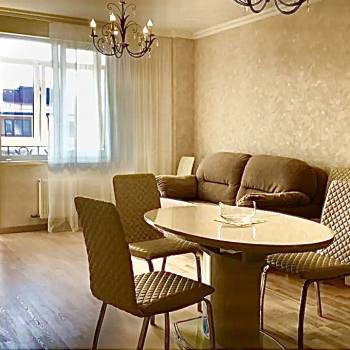 Сдается Многокомнатная квартира, 100 м²