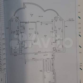 Продается 1-комнатная квартира, 130 м²
