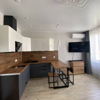 Продается 1-комнатная квартира, 30 м²