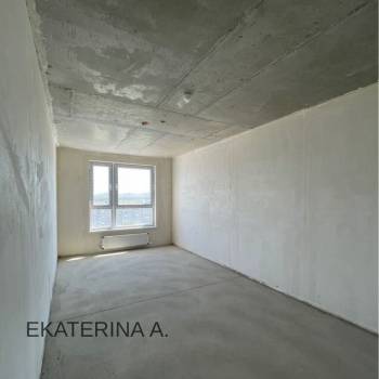 Продается 1-комнатная квартира, 42 м²