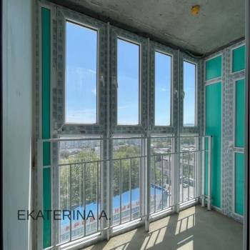 Продается 1-комнатная квартира, 42 м²