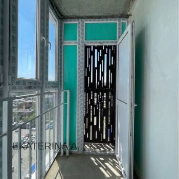 Продается 1-комнатная квартира, 42 м²