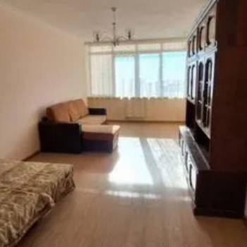 Продается 1-комнатная квартира, 52,7 м²