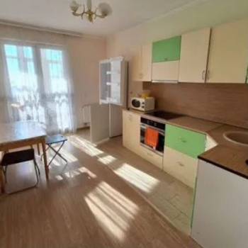 Продается 1-комнатная квартира, 52,7 м²