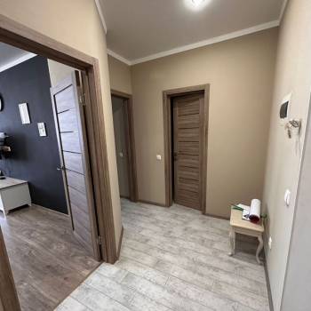 Продается 1-комнатная квартира, 47 м²