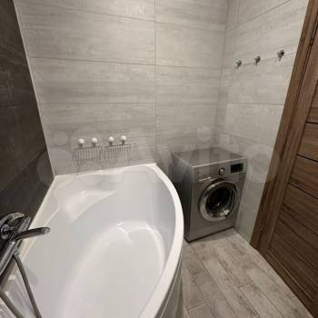 Продается 1-комнатная квартира, 47 м²