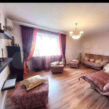 Сдается Многокомнатная квартира, 200 м²