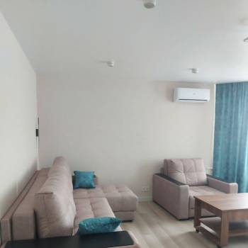 Сдается 1-комнатная квартира, 50 м²