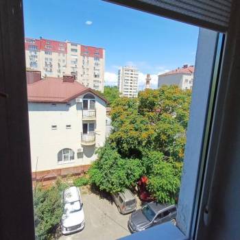 Продается 3-х комнатная квартира, 58 м²