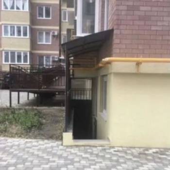 Продается Многокомнатная квартира, 100 м²