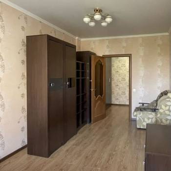 Продается 1-комнатная квартира, 43 м²