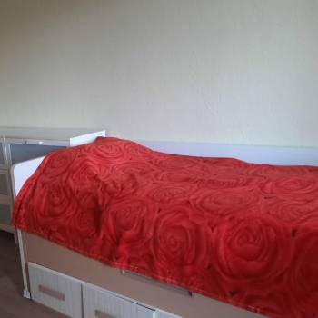 Продается 3-х комнатная квартира, 42 м²